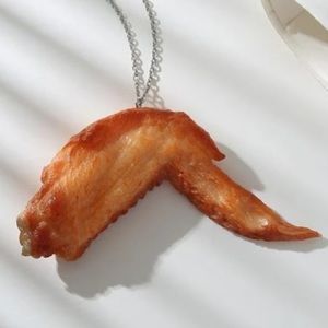 Meet your Posher, Ava